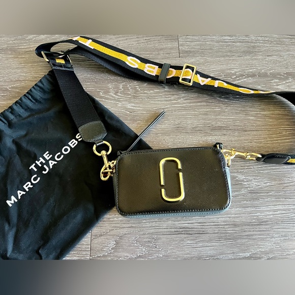 Marc Jacobs Handbags - Marc Jacobs Black Crossbody Camera Bag with Yellow-Accent Strap
